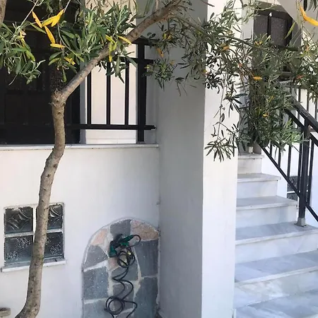 Iris Apartment Pefkochori